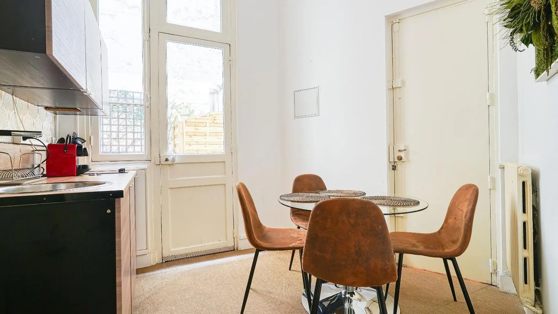 Apartment Arc De Triomphe Champs Elysees Parijs